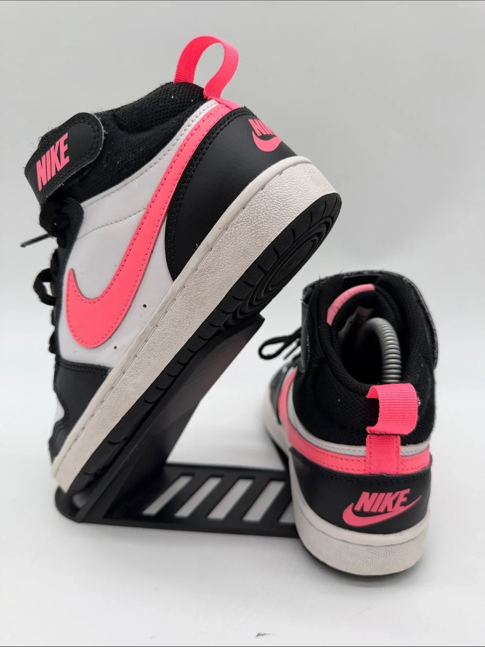 Nike Court Borough 2 Mid Girls Size 4Y White Pink Black Athletic Shoes Sneakers - Picture 4 of 16